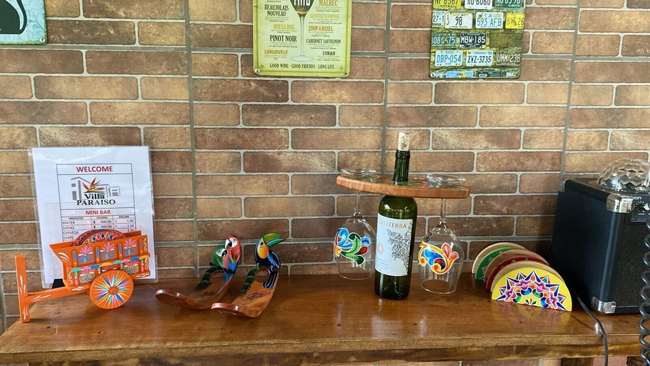 Food & Drinks 4, Nueva Villa Paraiso, Garabito