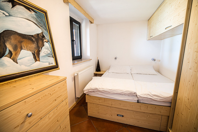 Bedroom 2, Apartments Zvoh, Krvavec, Ski-in, Ski-out, Cerklje na Gorenjskem