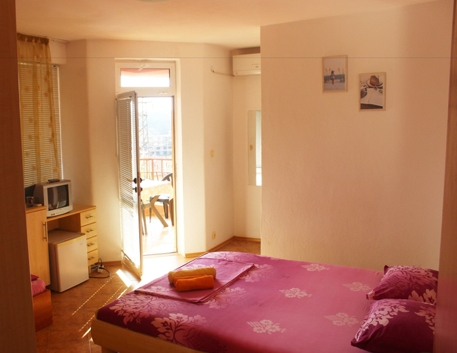 Others 5, Dream House, Tsarevo