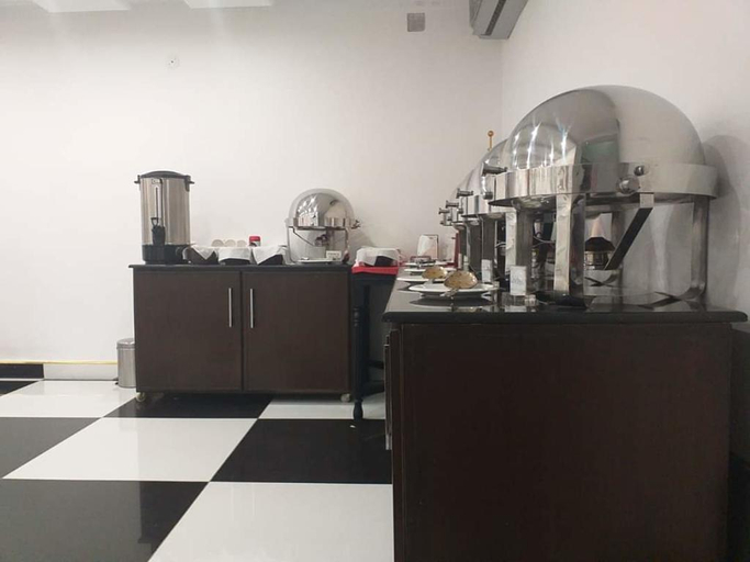 Others 5, Hotel Executive Lodge, Bahawalpur