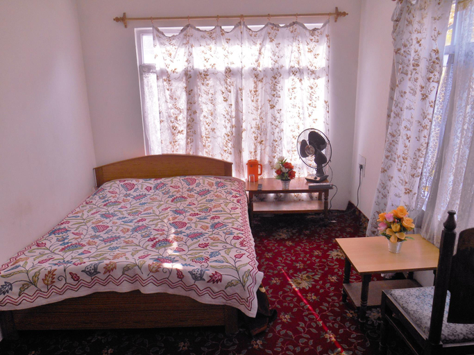 Others 2, New World Guest House, Srinagar