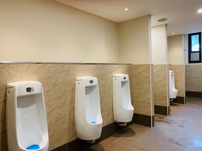 Bathroom 5, KL Service Suites At Times Square, Kuala Lumpur