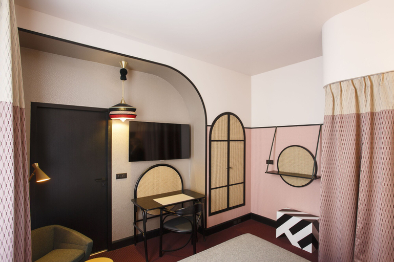 Bedroom 18