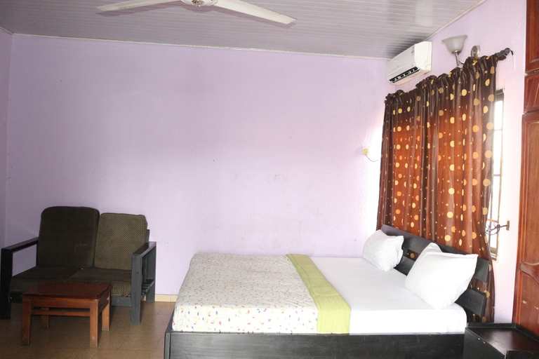 Bedroom 3, Samaritan Hotel, Obio/Akp
