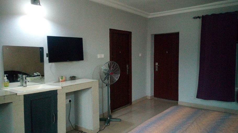 Others 4, Abal Hall and Hotels, Lagelu