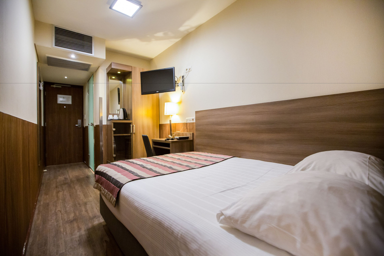 Bedroom 2, OZO Hotels Cordial Amsterdam, Amsterdam