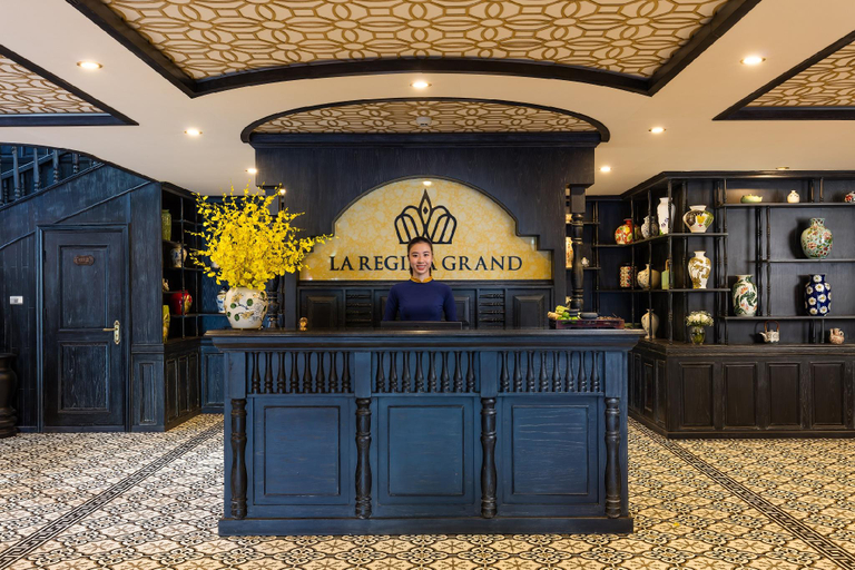 Public Area 2, La Regina Grand Cruise, Hạ Long