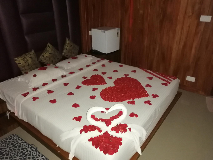 Bedroom, Holiday N Holiday Beach Resort And Spa, South Andaman