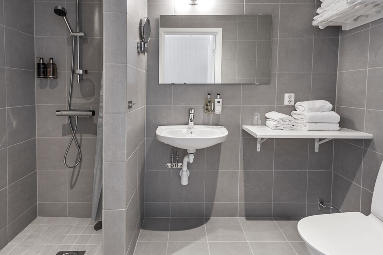 Bathroom, Katrinelund Gästgiveri & Sjökrog, Örebro