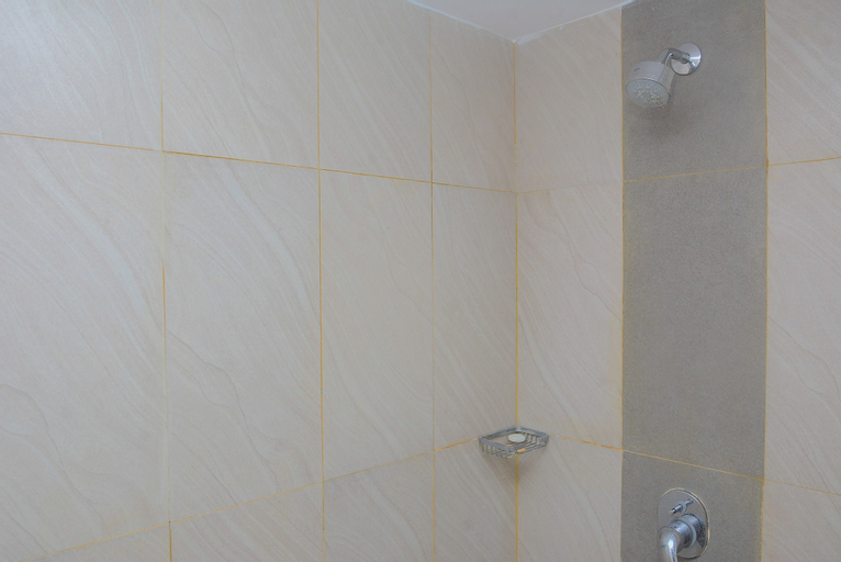 Bathroom 4