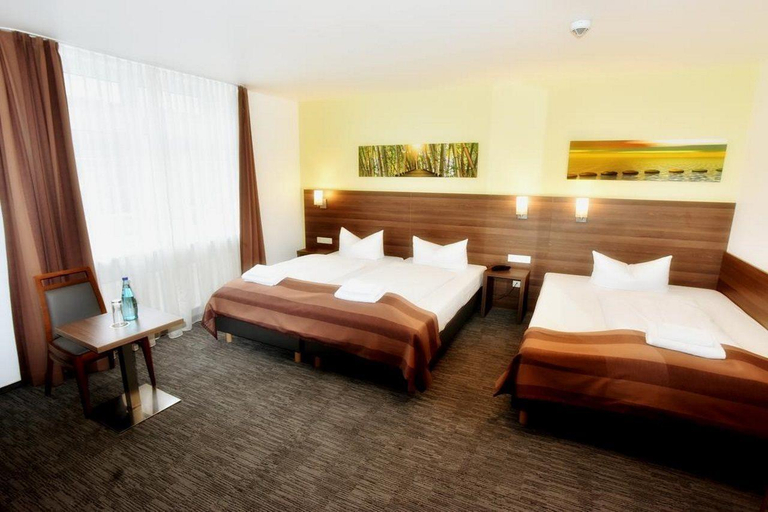 Others 3, Little Paris Hotel, Frankfurt am Main