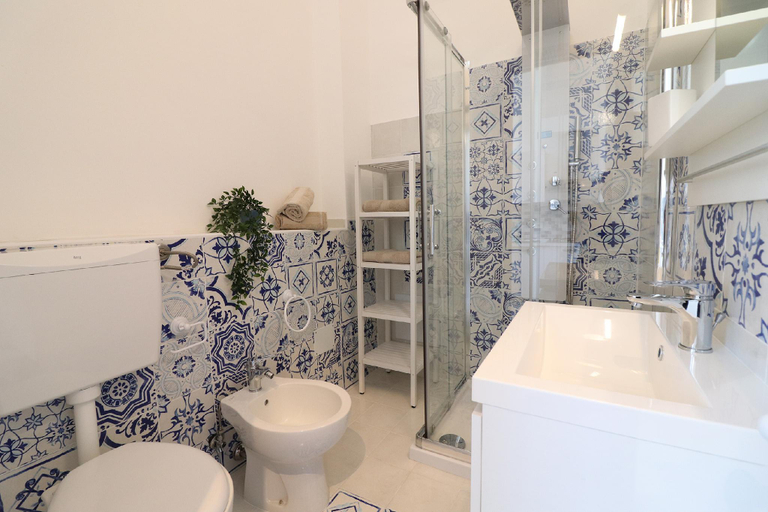 Bathroom 2, Casa Vacanze aura a Otranto 4 posti, Lecce