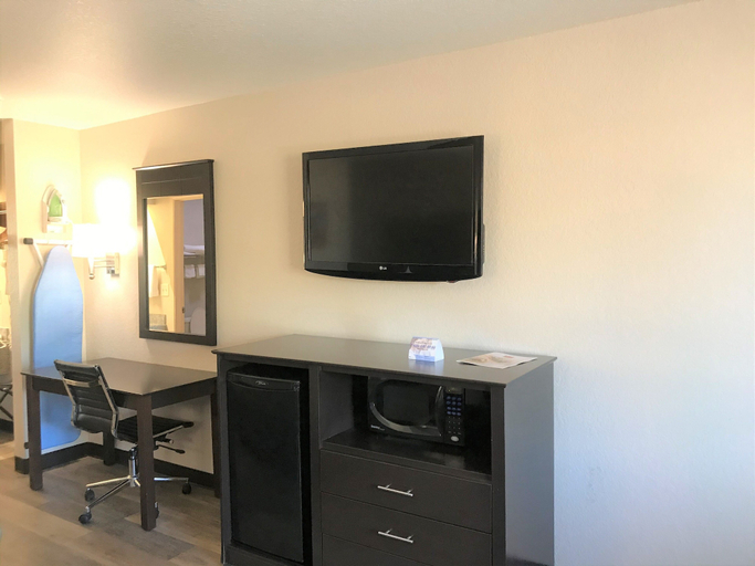 Others 5, Econo Lodge Near Lackland Air Force Base - SeaWorld, Bexar