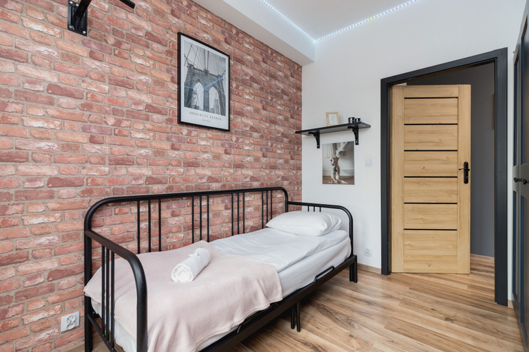 Bedroom 3, Apartment Lema Cracow by Renters, Kraków City