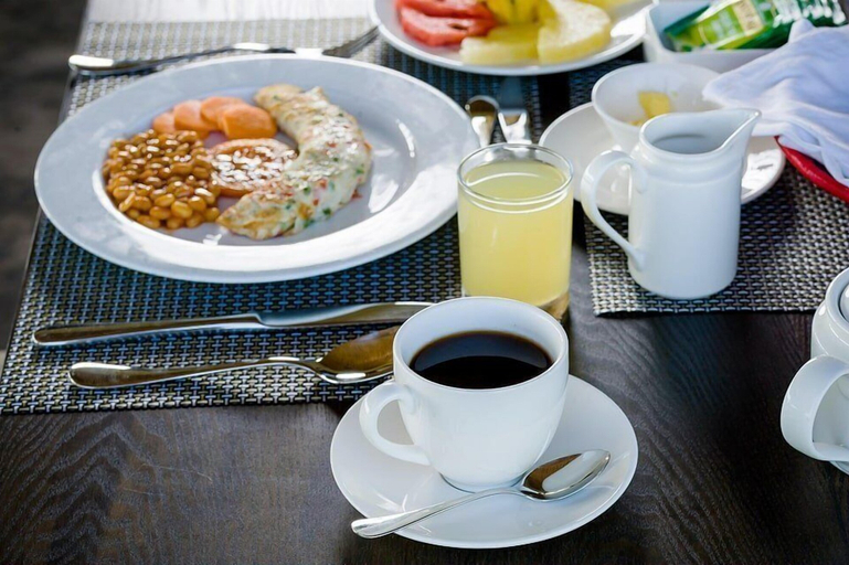 Food & Drinks 5, Elephant Plains Lodge, Busongora