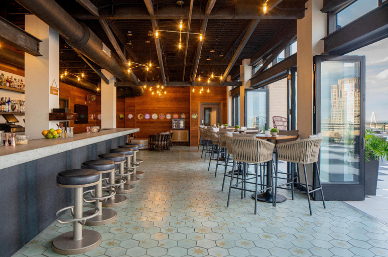 Food & Drinks, The Last Hotel, Saint Louis