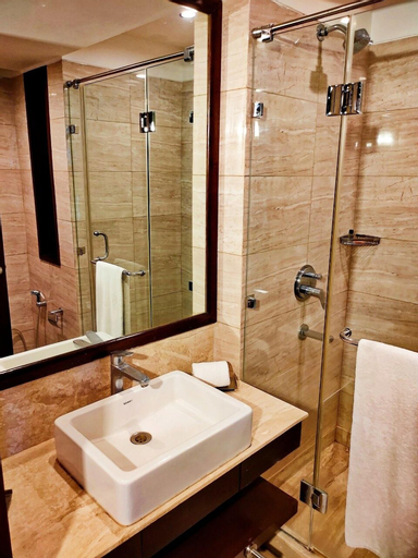Bathroom 8