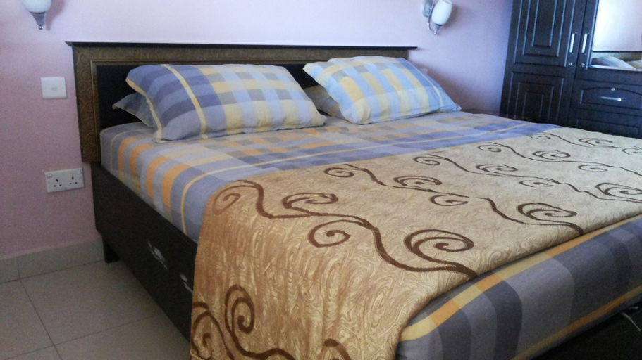 Bedroom 14