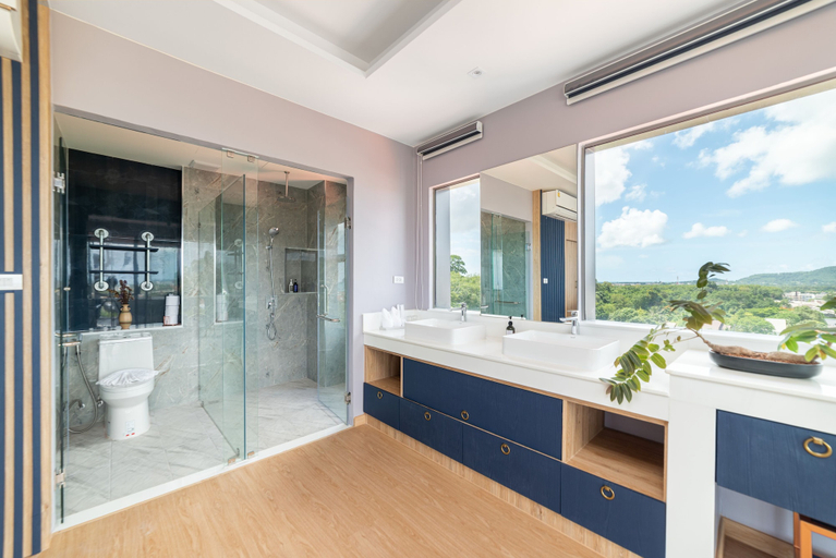 Bathroom 5, The Blue, Phuket Island