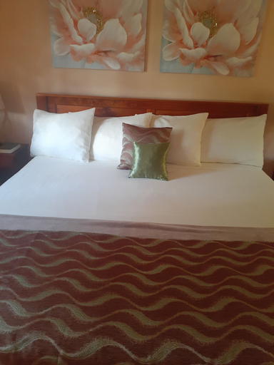 Bedroom 2, Greenhaven Cottage B&B