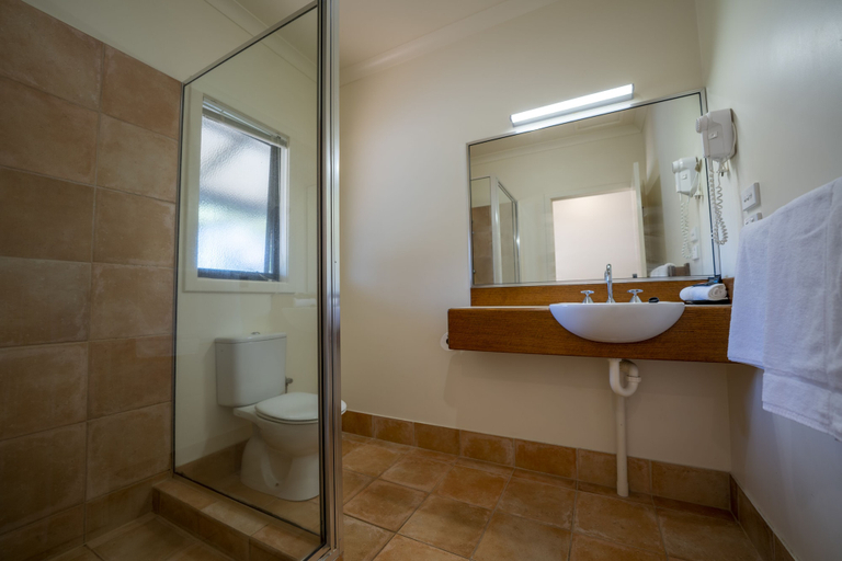 Bathroom 3, Denmark Scenic Tourist Park, Denmark