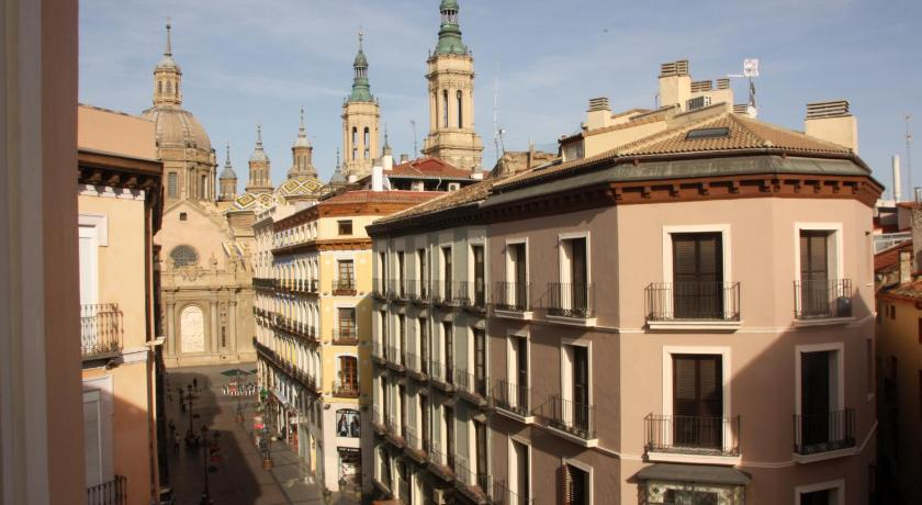 Apartamentos Dos Torres Pilar - Balcones con vistas al Pilar, Zaragoza