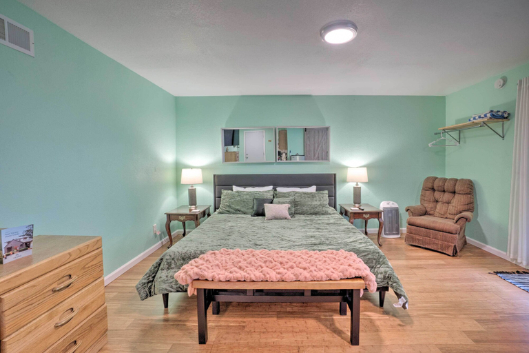 Bedroom 2, Soothing Studio w/ Lush Views: 2 Mi to Beach!, Del Norte