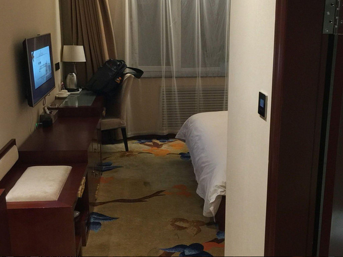 Bedroom 2, Harbin Baixiang Holiday Hotel, Harbin
