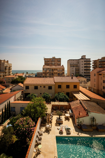 Exterior & Views 2, Hôtel Les Sables - Urban Style - by Logis Hotels, Pyrénées-Orientales