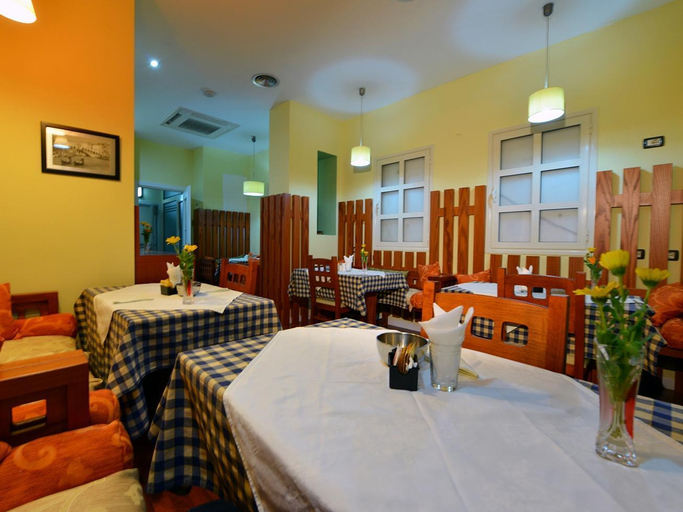 Bedroom 3, City Hotel Tirana, Tiranës