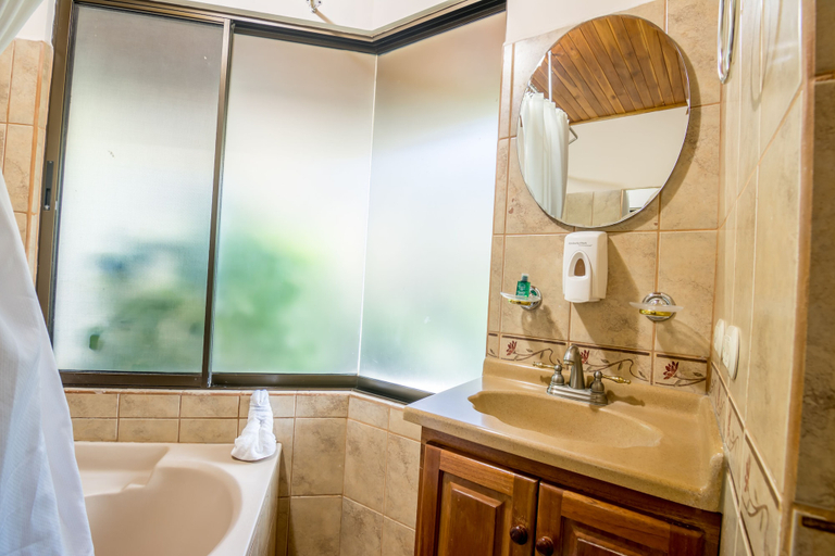 Bathroom 3, Casa Connie, Carrillo