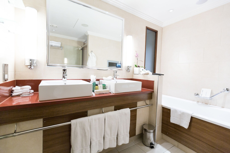 Bathroom 4, Hilton London Paddington, London