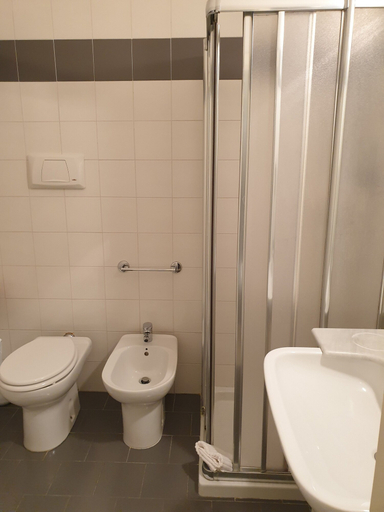 Bathroom 4, Hotel Augustus, Pesaro E Urbino