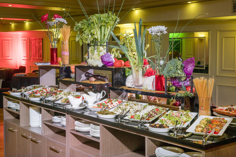 Food & Drinks 5, Hotel Frontera Plaza, Cautín