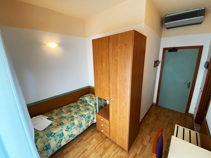 Bedroom 2, Hotel Diplomatic, Forli' - Cesena