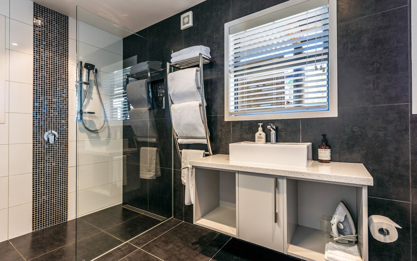 Bathroom 4, Wild Thyme, Auckland