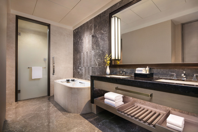 Bathroom 5, Hilton Changzhou, Changzhou