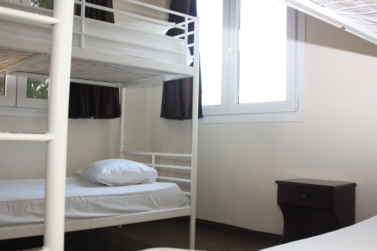 Bedroom 3, Pella Inn Hostel, Attica