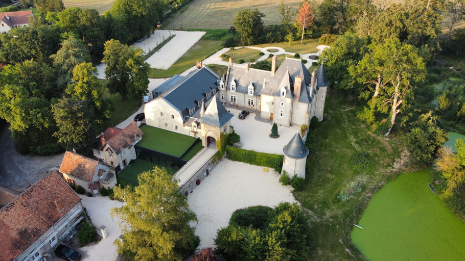 Exterior & Views 2, Château Origny, Allier