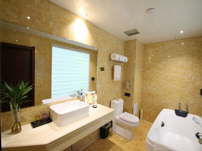 Bathroom 4, Harbin Baixiang Holiday Hotel, Harbin