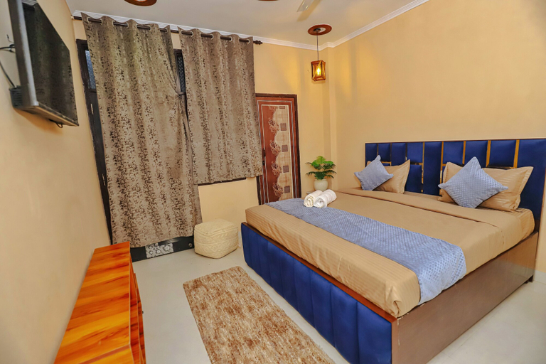Bedroom, Roomshala 067 Rs Residency, Delhi