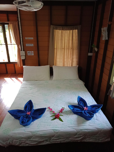 Bedroom, Najjamee Bungalow, Ko Yao District
