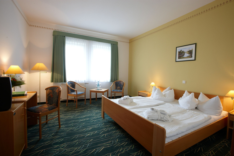 Bedroom 3, Sonnenhotel Feldberg am See, Mecklenburgische Seenplatte