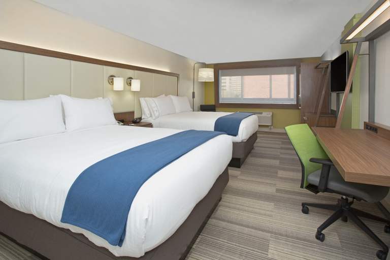 Bedroom 4, Holiday Inn Express & Suites PERRYTON, Ochiltree