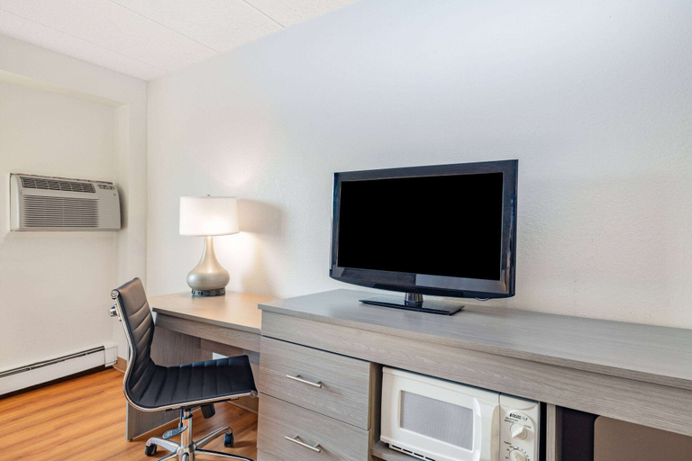 Others 5, Baymont by Wyndham Gillette, Campbell