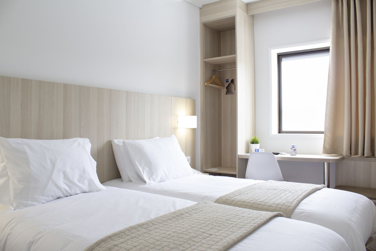 Bedroom 3, HMB Fermentelos Hotels, Águeda