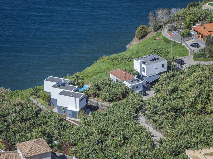 Others 5, Quinta Golfinho, Calheta