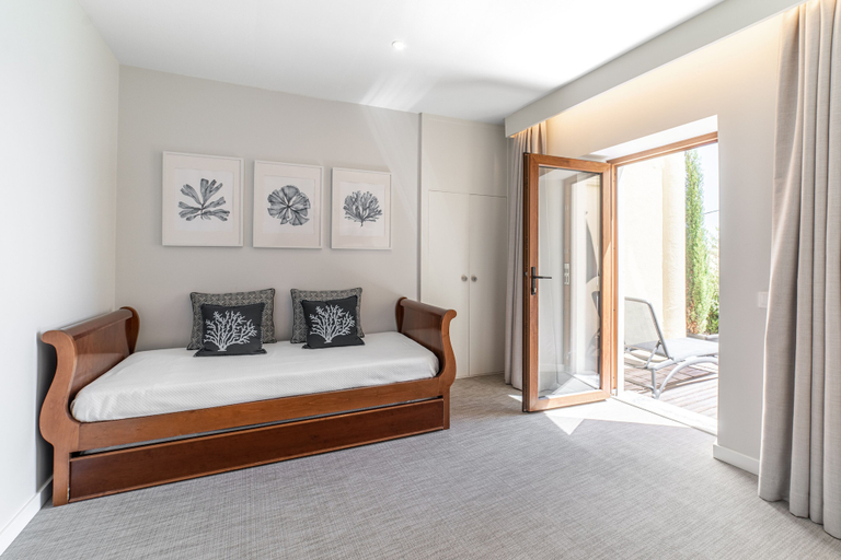 Bedroom 3, Castelo Guest House, Lagoa