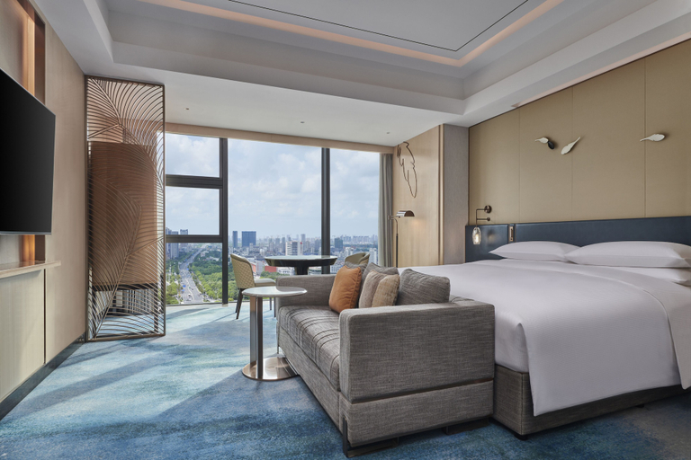 Bedroom 4, Hilton Yancheng, Yancheng