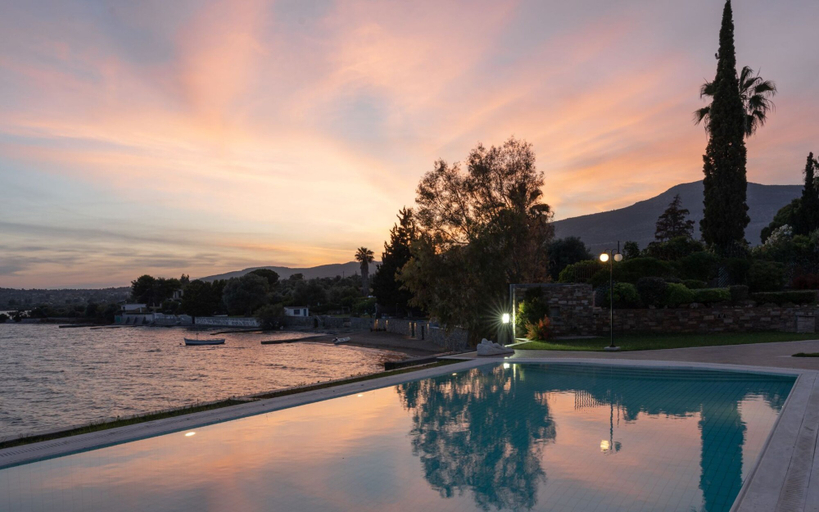 Sport & Beauty 4, Eretria Luxurious Seafront Villa, Central Greece